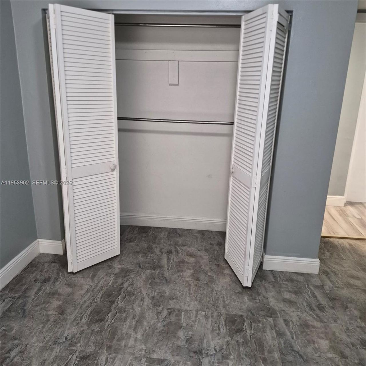 1990 W 56th St , Unit 1205, Hialeah, FL 33012 Photo