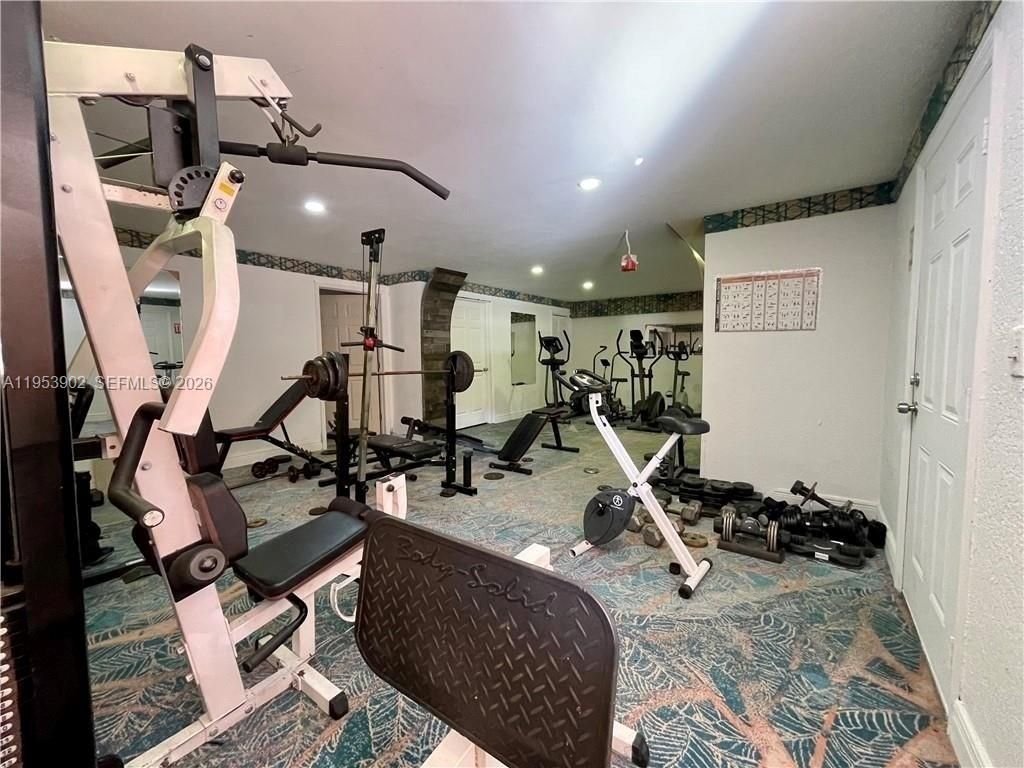 1990 W 56th St , Unit 1205, Hialeah, FL 33012 Photo