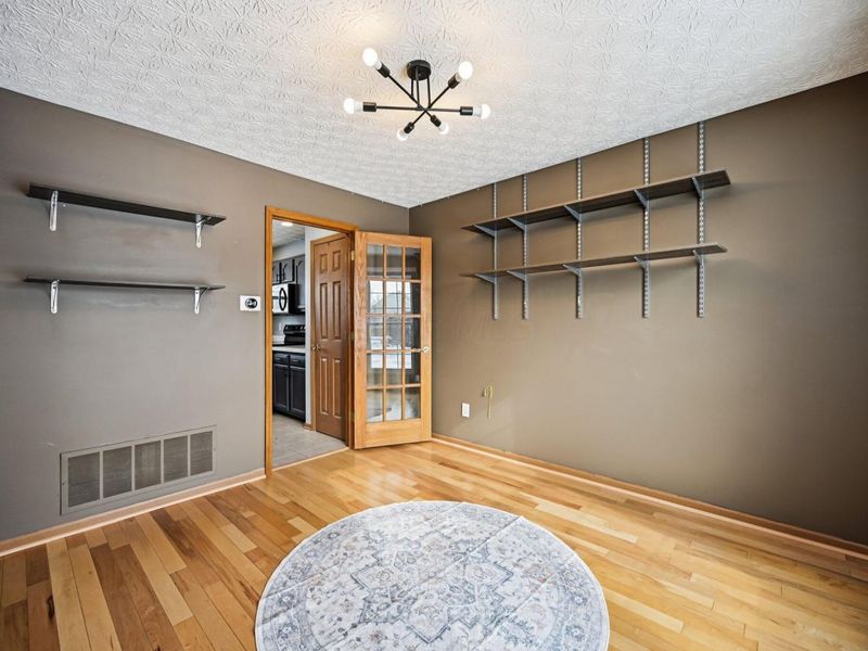 1088 Amherst Boulevard, London, OH 43140 Photo 11