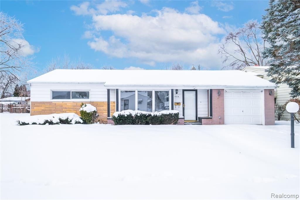 1828 Tebo Street, Flint, MI 48503 Main Photo