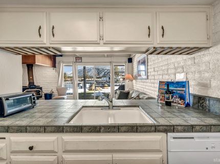 439 Ala Wai Boulevard, Unit 97, South Lake Tahoe, CA 96150 Photo