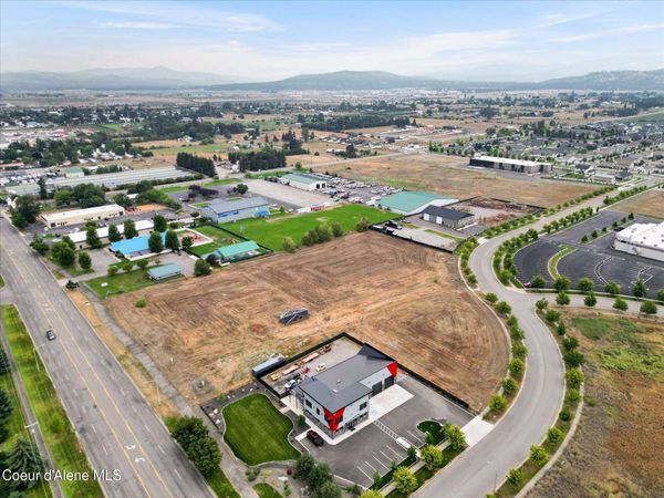 2135 W Seltice WAY, Post Falls, ID 83854