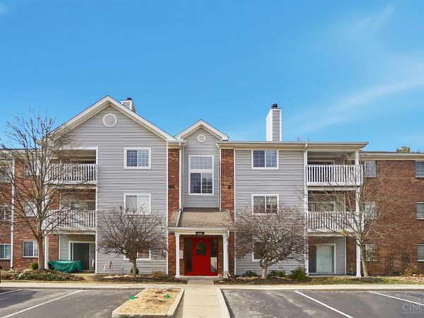 620 Carrington Place, Unit 101, Loveland, OH 45140