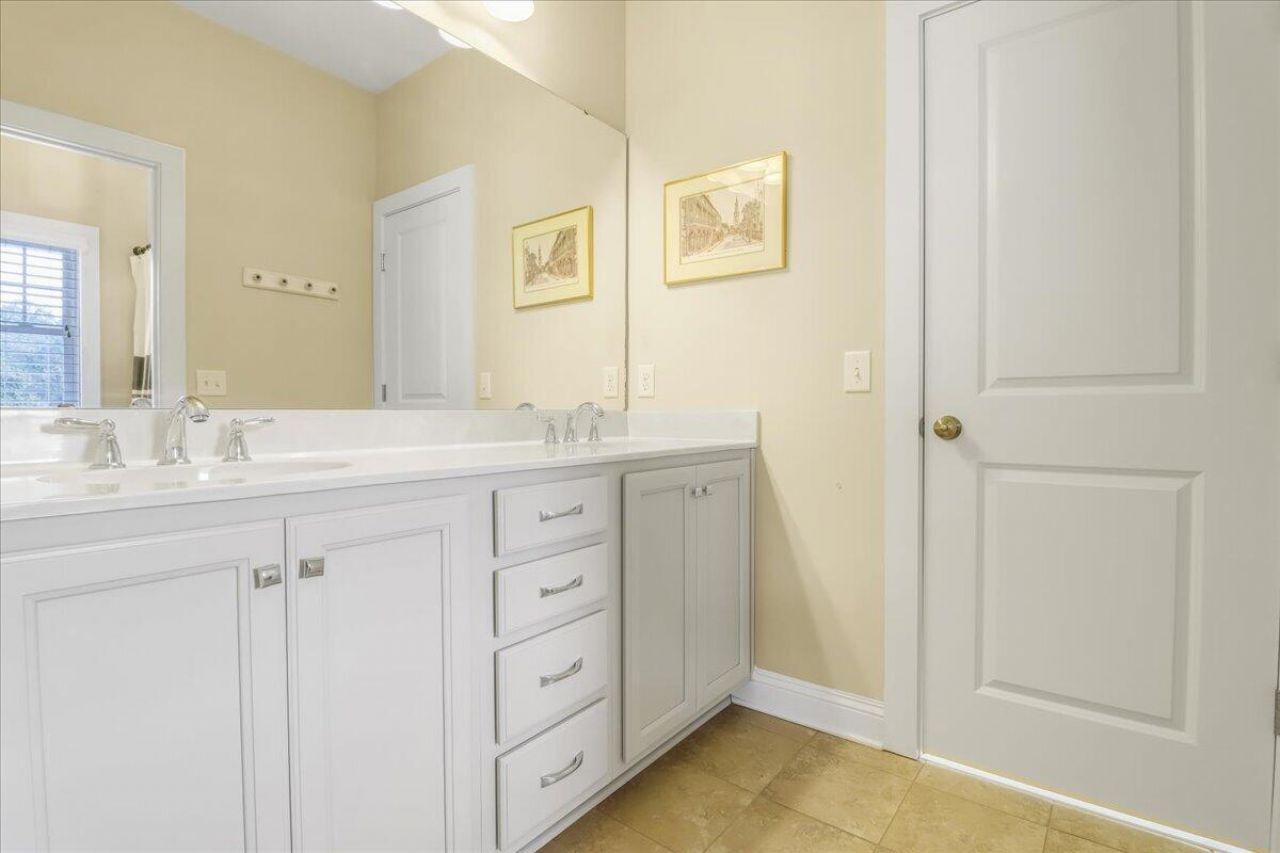 2080 Amenity Park Drive Photo 28