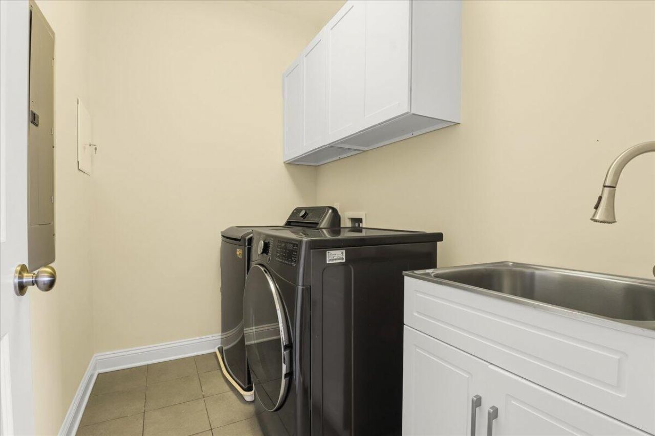 2080 Amenity Park Drive Photo 44