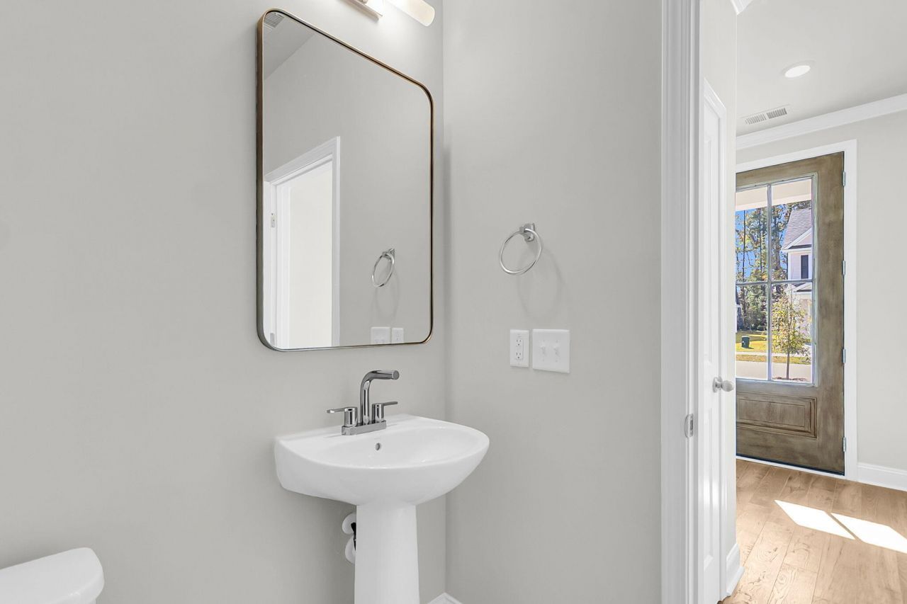 124 Cantona Drive Photo 12