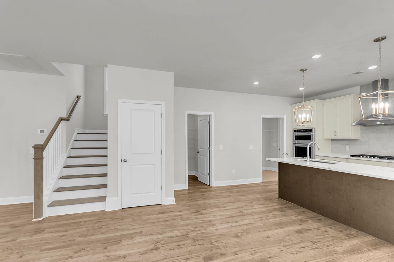 124 Cantona Drive Photo 18