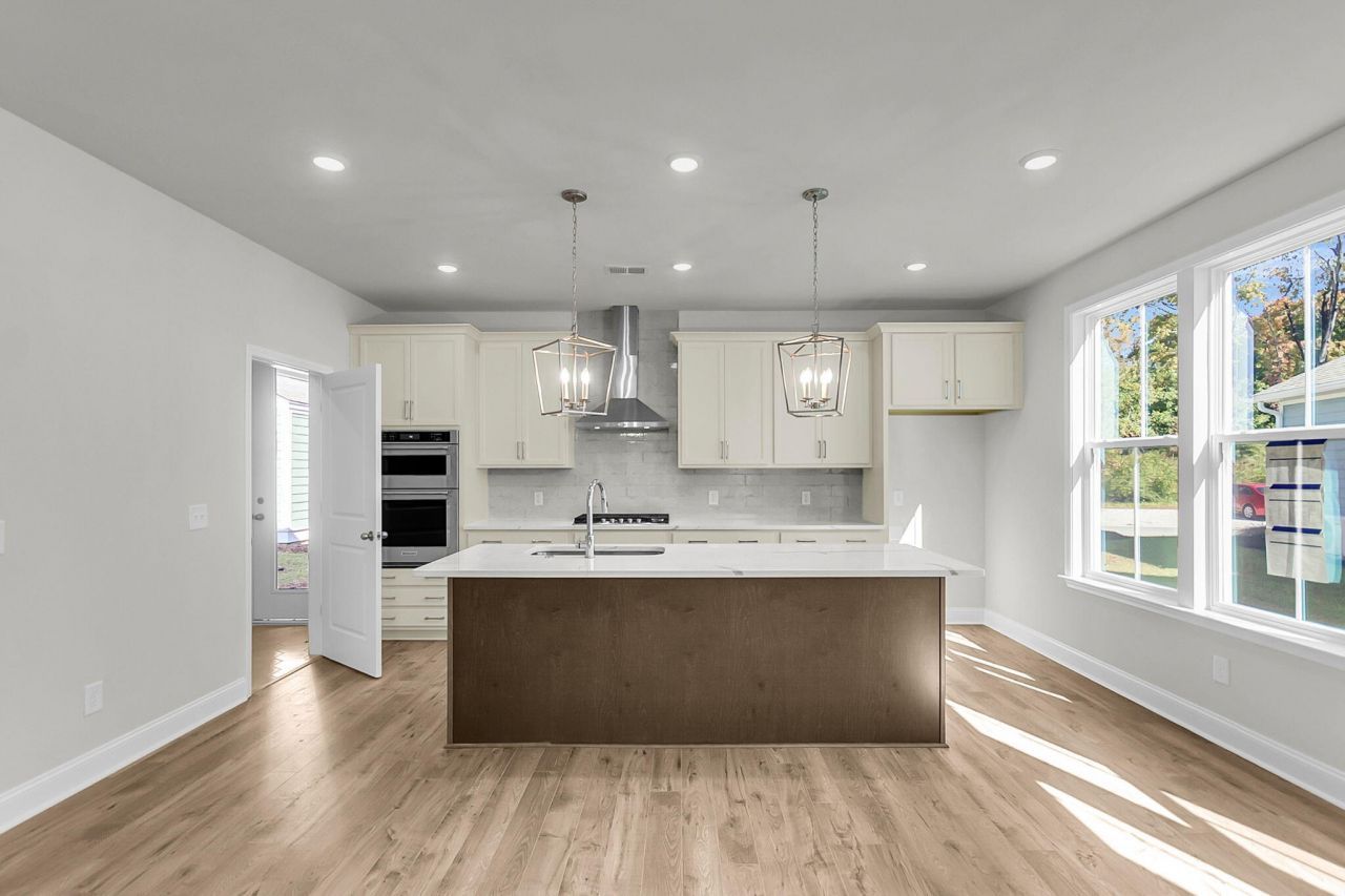 124 Cantona Drive Photo 19