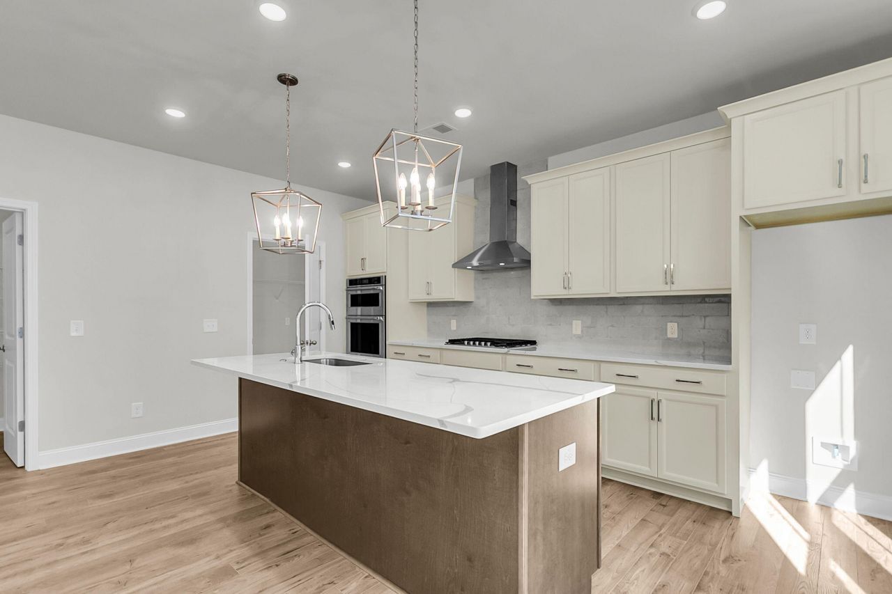 124 Cantona Drive Photo 23