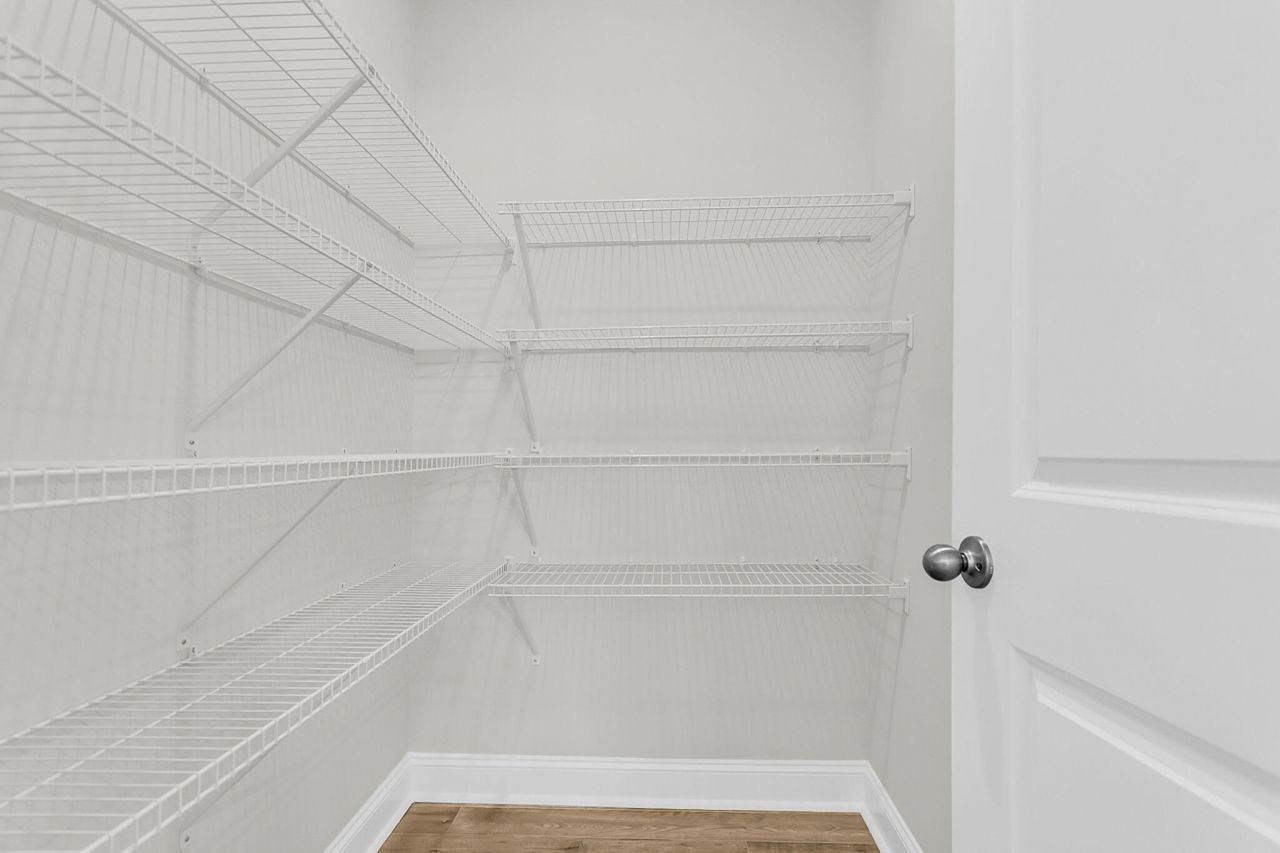 124 Cantona Drive Photo 24