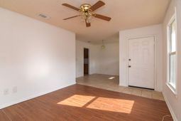 103 Ashwood Court photo 4