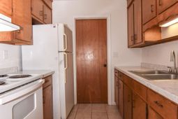 103 Ashwood Court photo 4