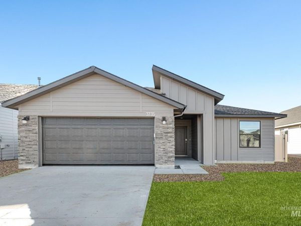 3735 E Syracuse St, Nampa, ID 83686