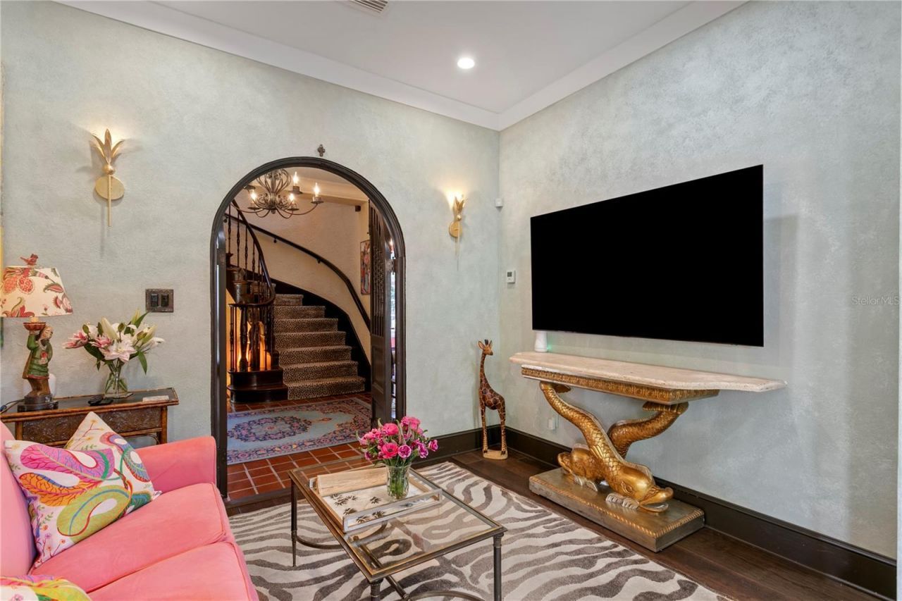 7211 3rd Avenue S, Saint Petersburg, FL 33707 Photo