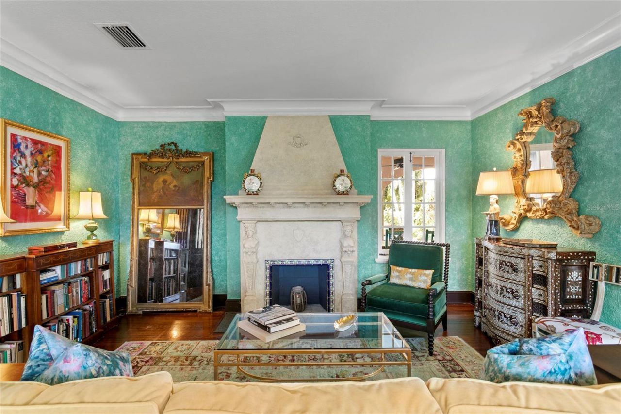 7211 3rd Avenue S, Saint Petersburg, FL 33707 Photo