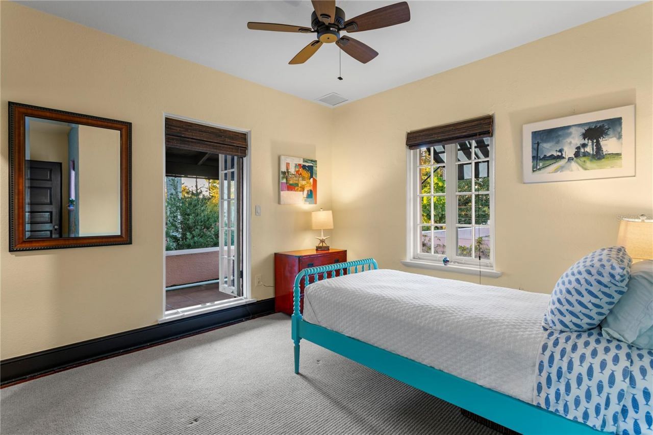 7211 3rd Avenue S, Saint Petersburg, FL 33707 Photo