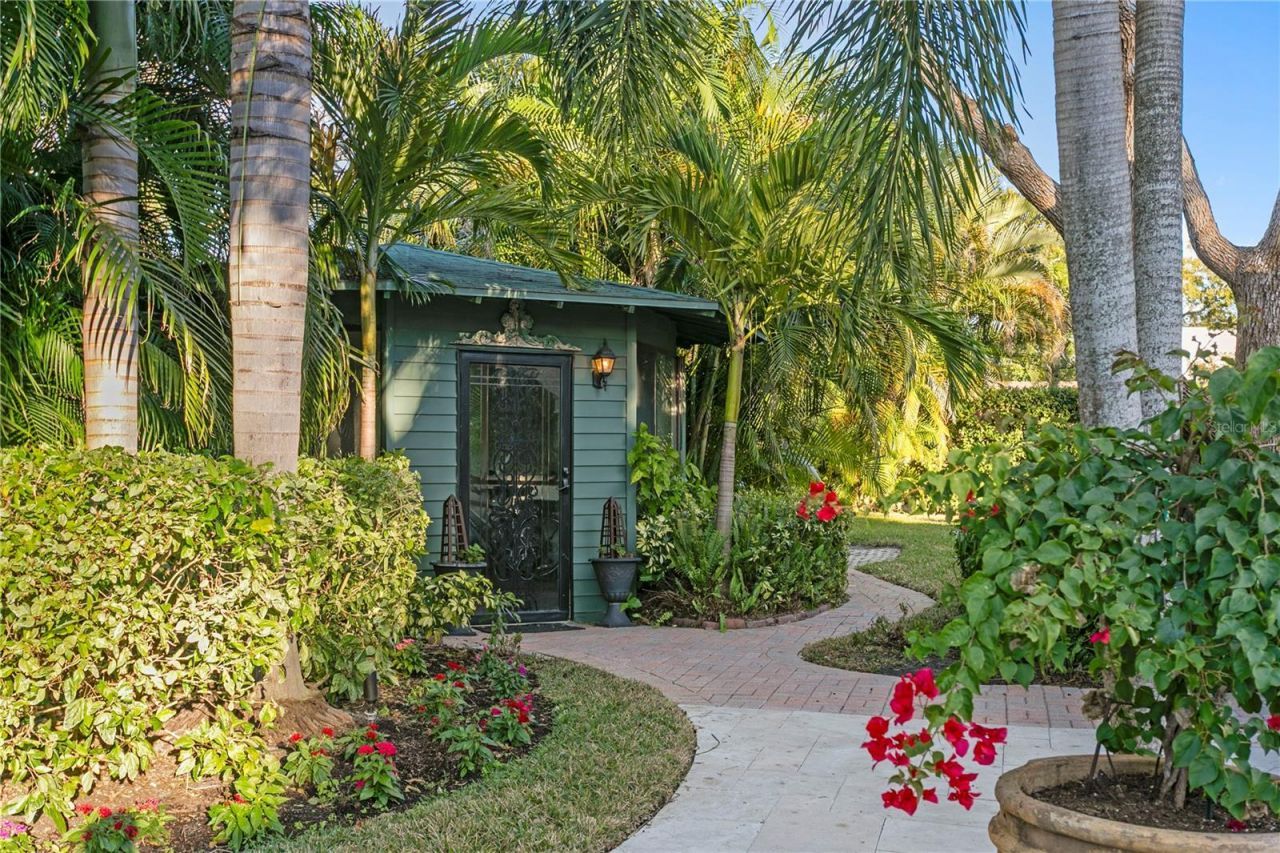 7211 3rd Avenue S, Saint Petersburg, FL 33707 Photo