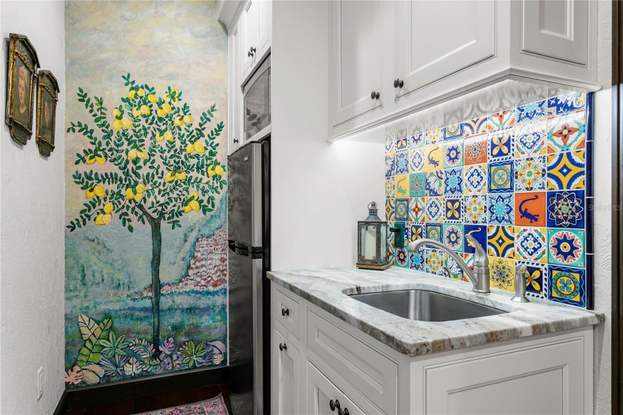 7211 3rd Avenue S, Saint Petersburg, FL 33707 Photo