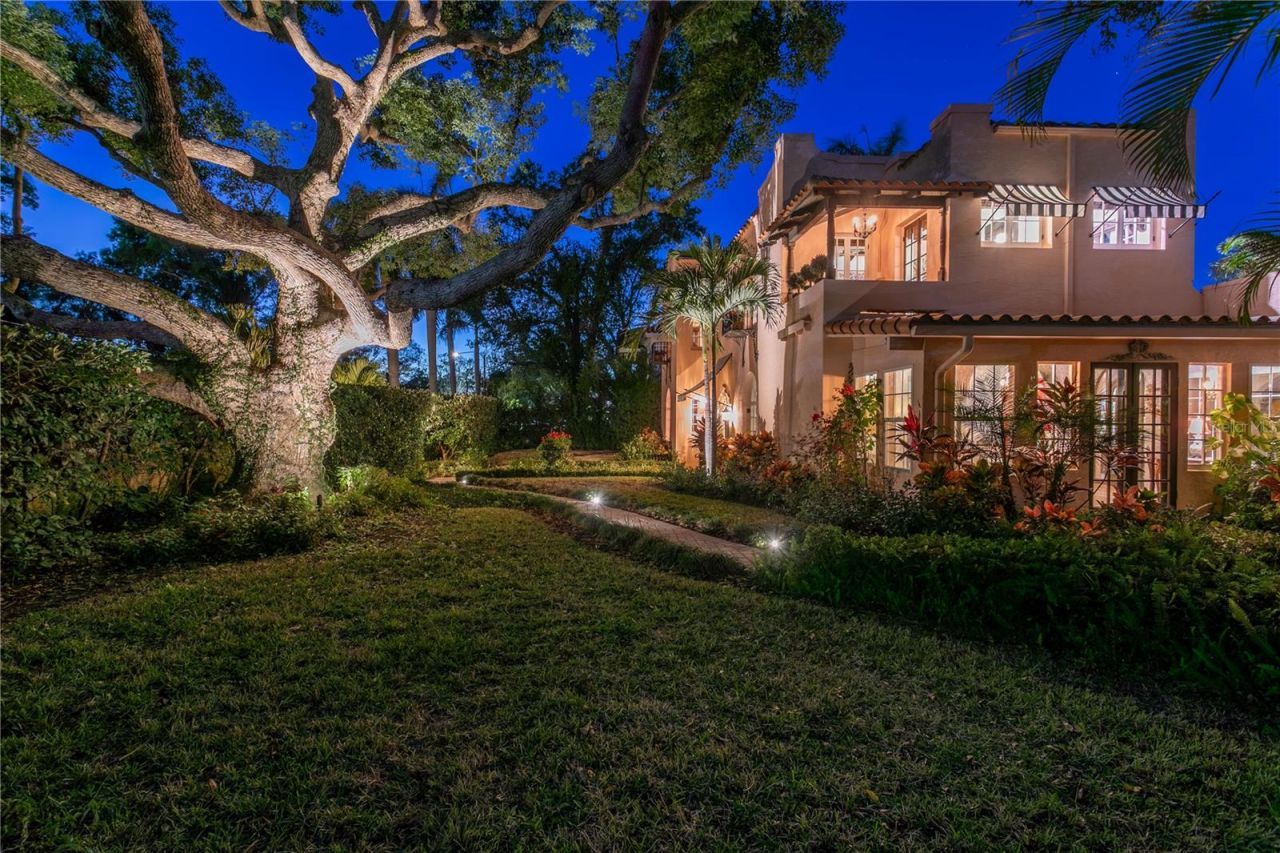 7211 3rd Avenue S, Saint Petersburg, FL 33707 Photo