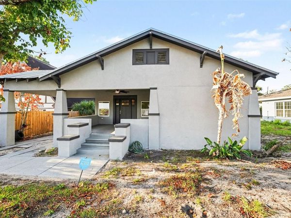 129 W PARK AVENUE, LAKE WALES, FL 33853