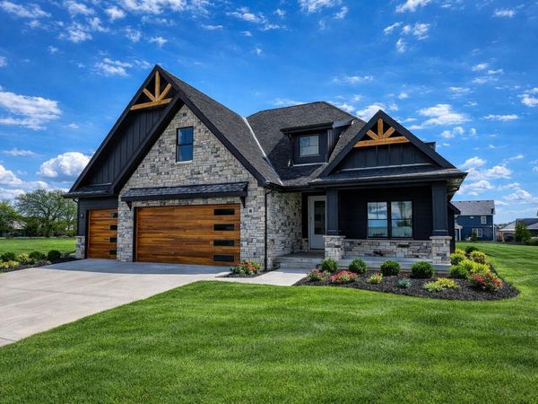 9673 Corydalis Avenue, St. John, IN 46373