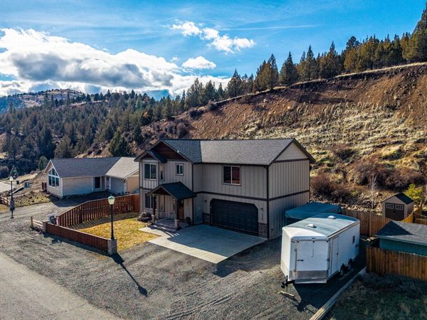 239 Elkview Drive, Canyon City, OR 97820