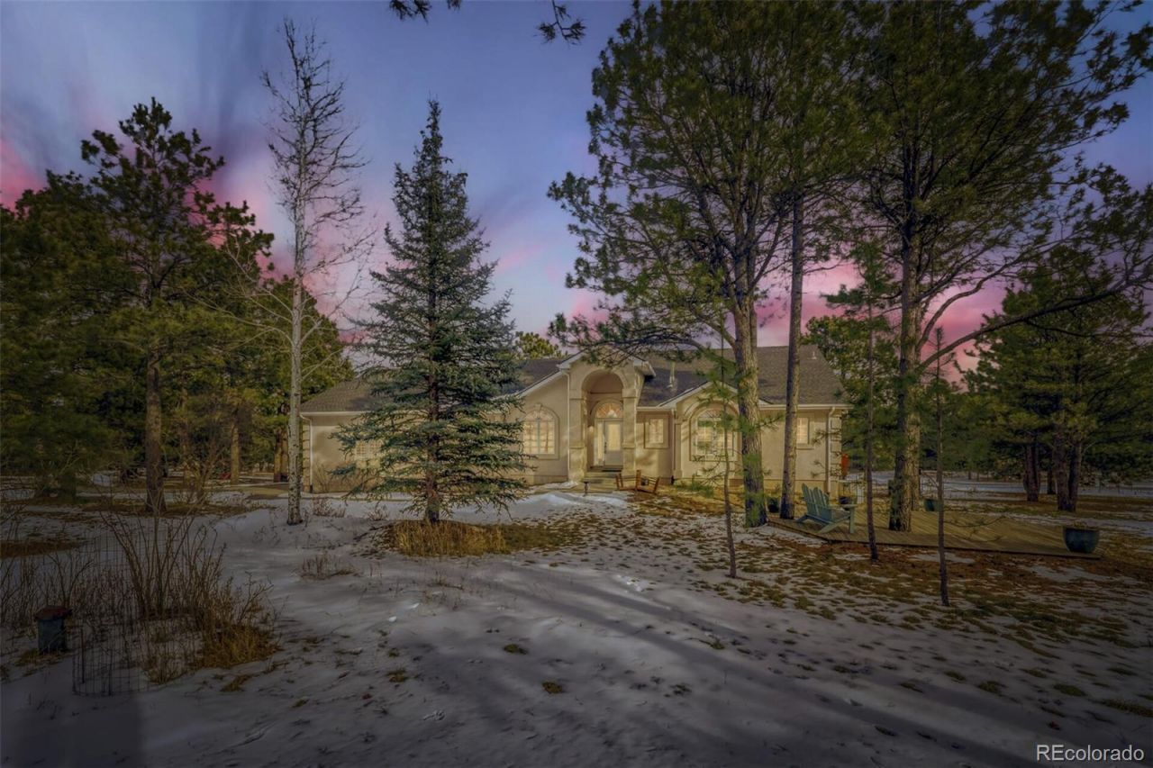 725 Lancers Court W, Monument, CO 80132 Main Photo