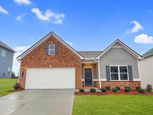 8155 Harbour Chase Loop, Ooltewah, TN 37363