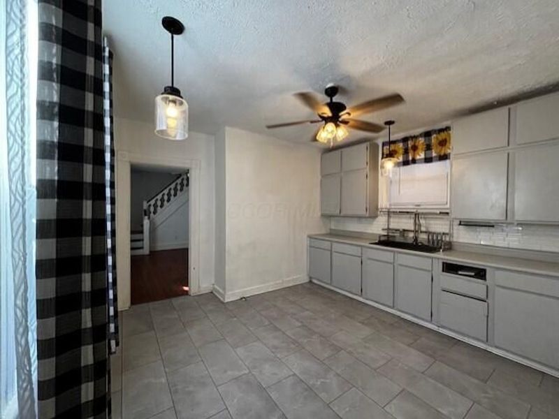 81 S Hickory Street, Chillicothe, OH 45601 Photo 13