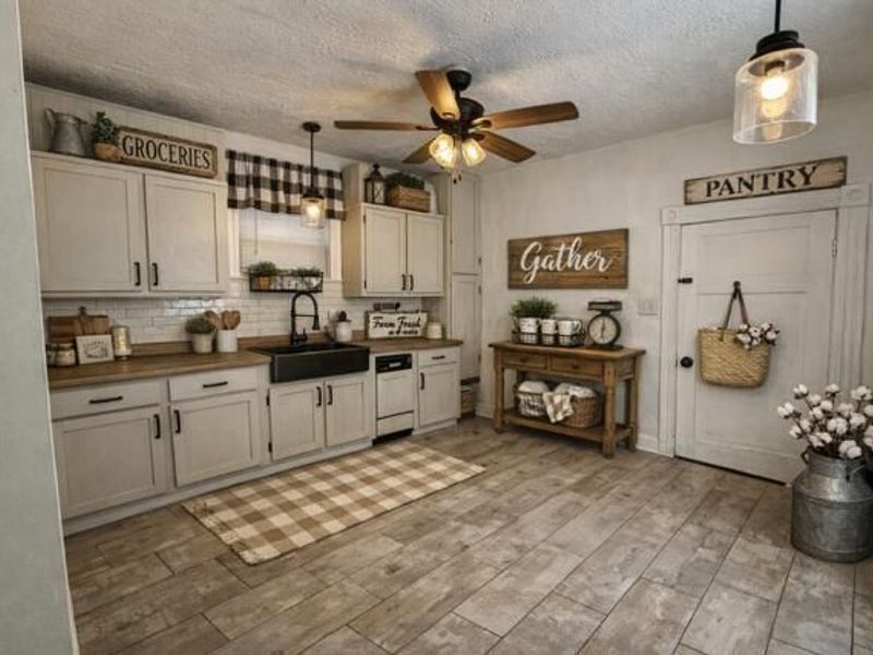 81 S Hickory Street, Chillicothe, OH 45601 Photo 4