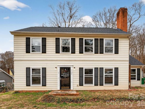 7129 Walnut Wood Drive, Charlotte, NC 28227