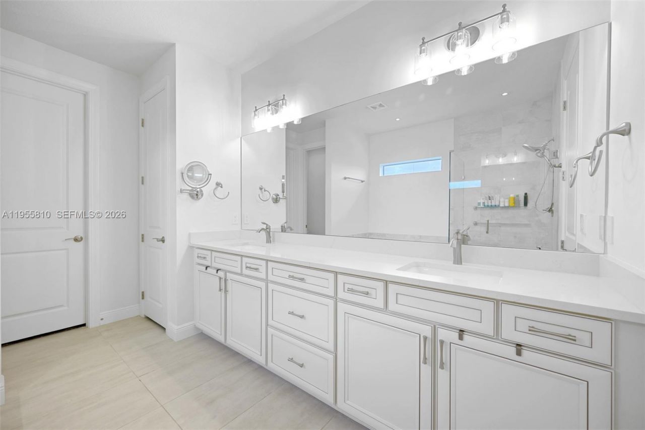 1465 Bursera Ter , Hollywood, FL 33021 Photo