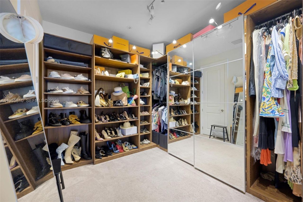 1465 Bursera Ter , Hollywood, FL 33021 Photo