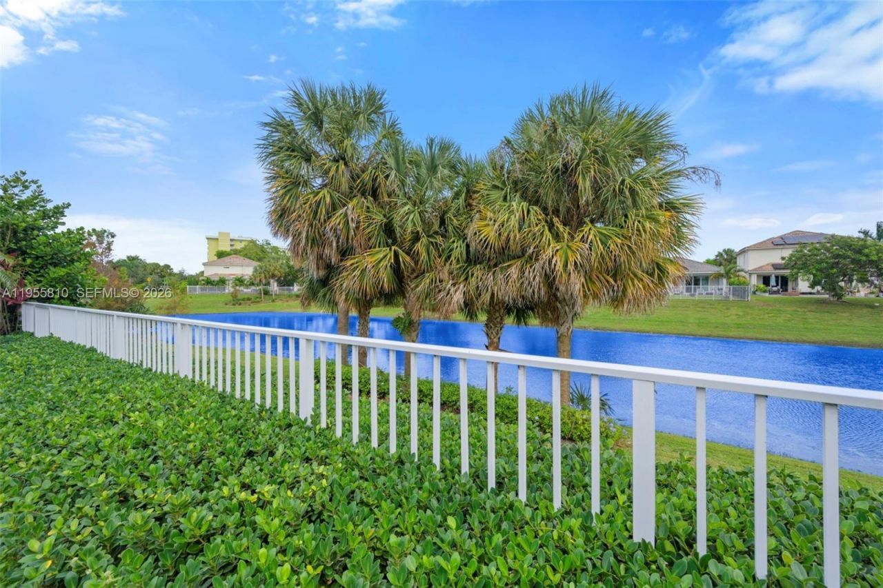 1465 Bursera Ter , Hollywood, FL 33021 Photo