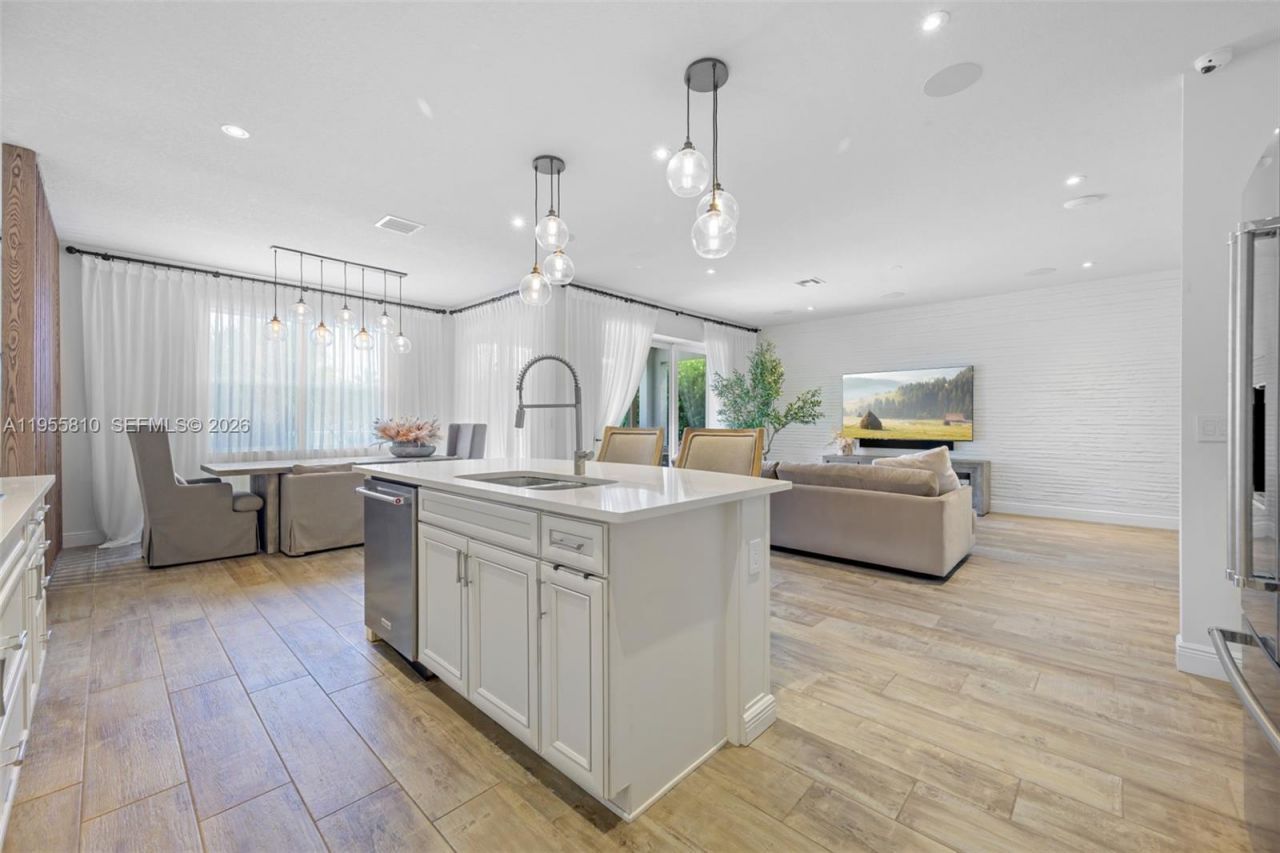 1465 Bursera Ter , Hollywood, FL 33021 Photo