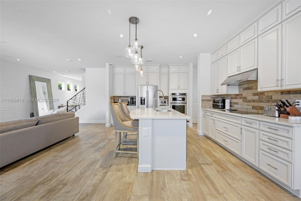 1465 Bursera Ter , Hollywood, FL 33021 Photo