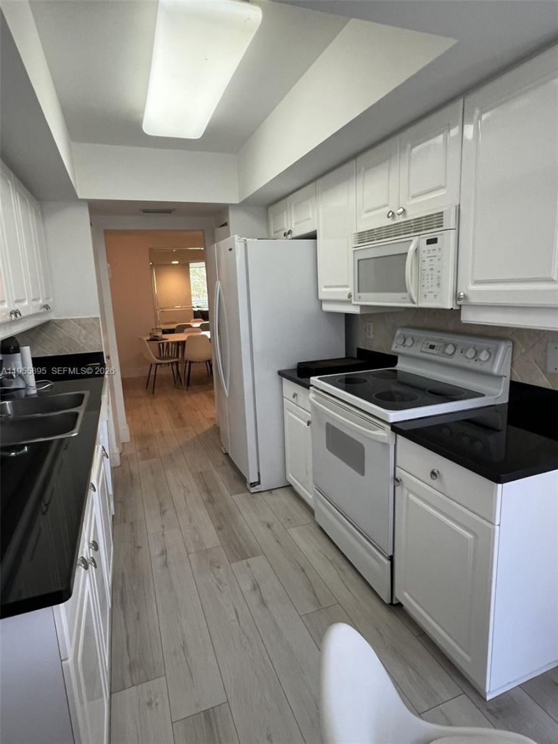 21205 Yacht Club Dr, Unit 507, Aventura, FL 33180 Photo