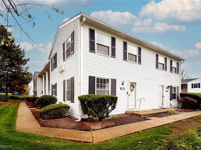 1473 Munroe Falls Avenue, Cuyahoga Falls, OH 44221 Photo 2