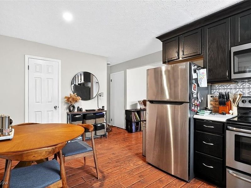 1473 Munroe Falls Avenue, Cuyahoga Falls, OH 44221 Photo 8