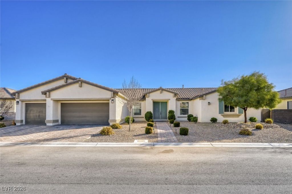 7232 Western Sun Drive, Las Vegas, NV 89149 Main Photo
