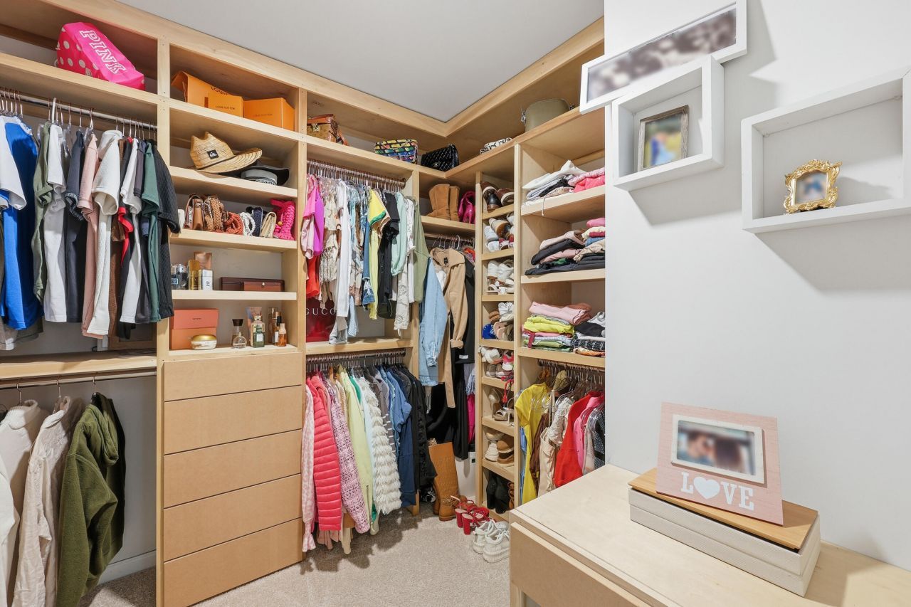 8699 Windsor Hill Boulevard Photo 22