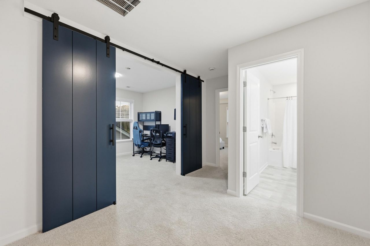 8699 Windsor Hill Boulevard Photo 25