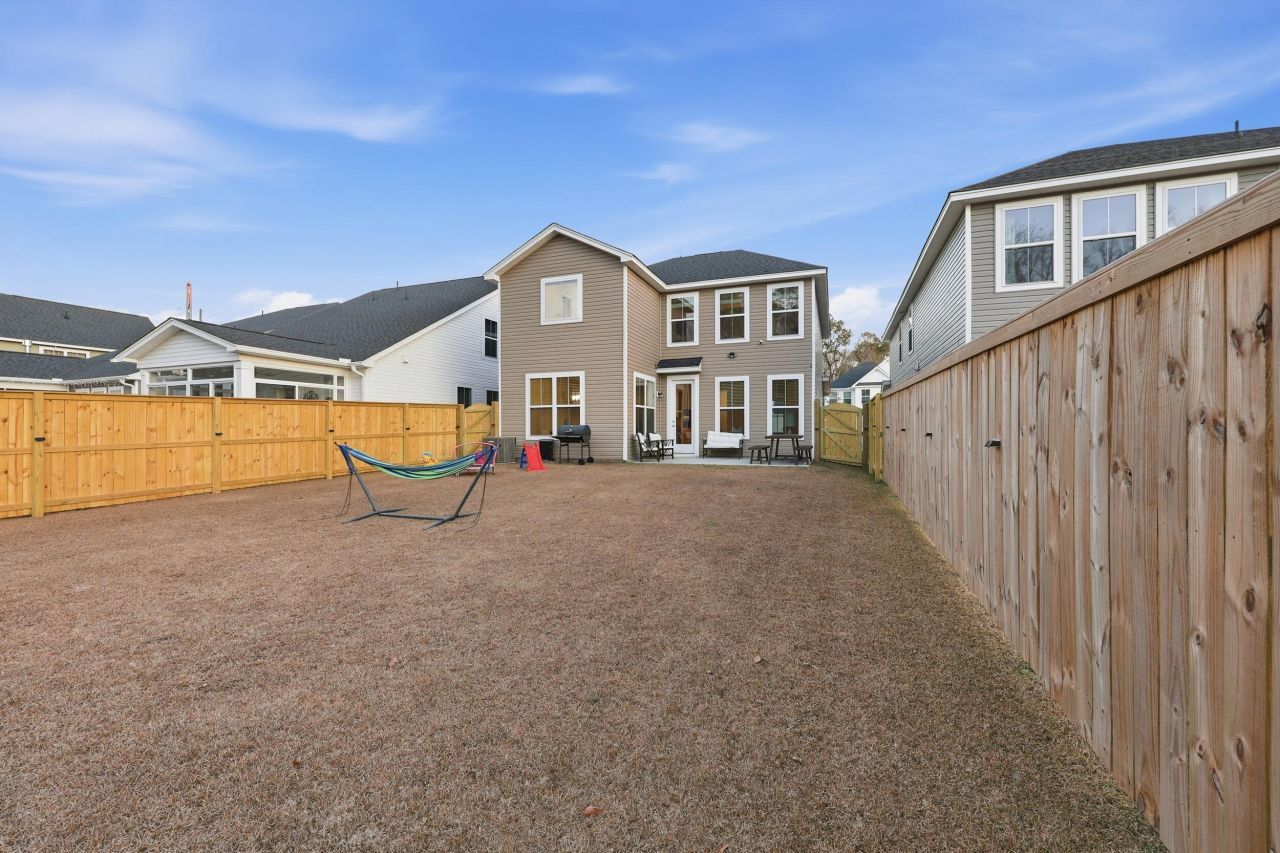 8699 Windsor Hill Boulevard Photo 31