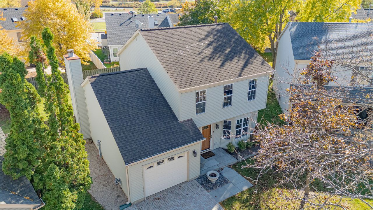 1305 Spalding Drive, Mundelein, IL 60060 Main Photo