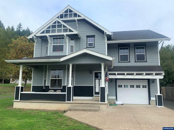 401 Kay Av, Brownsville, OR 97327