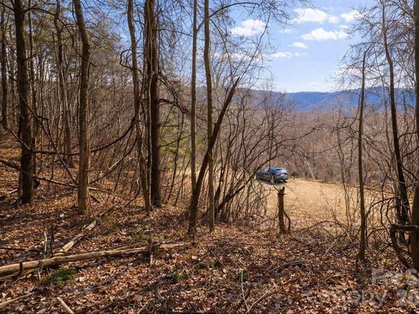 125 Lasso Lane, Waynesville, NC 28785
