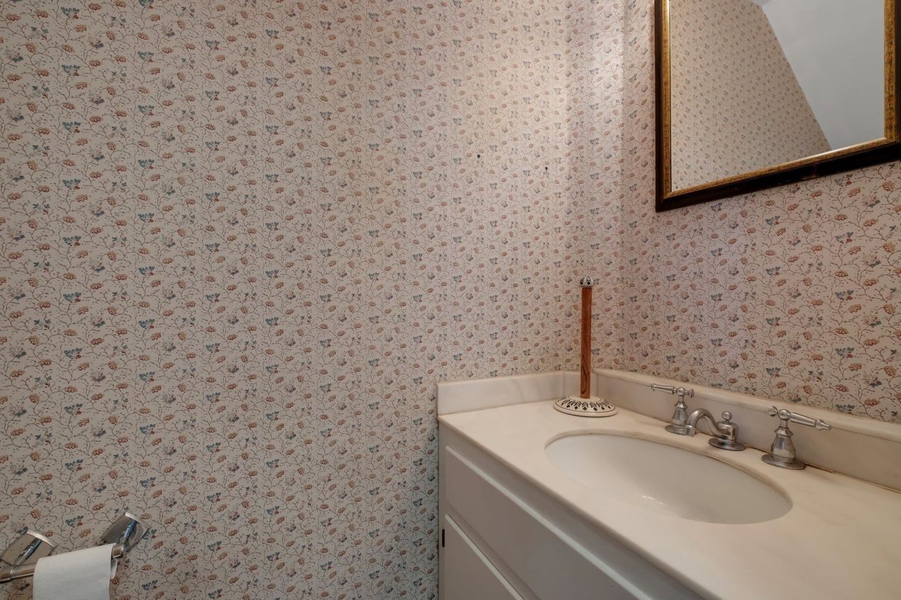 410 N Calhoun Street, Tallahassee, FL 32301 Photo