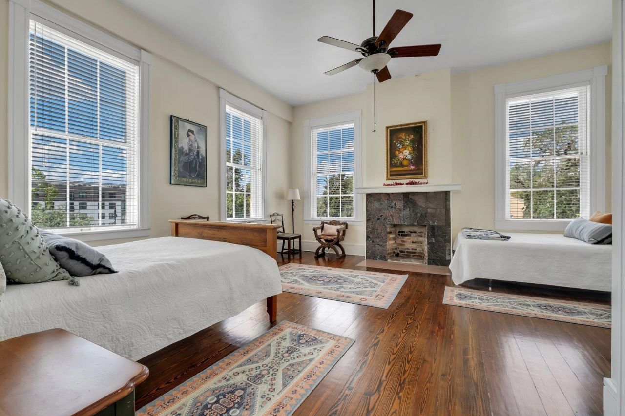 410 N Calhoun Street, Tallahassee, FL 32301 Photo