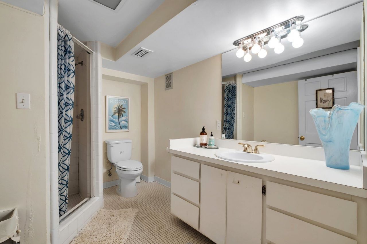 410 N Calhoun Street, Tallahassee, FL 32301 Photo