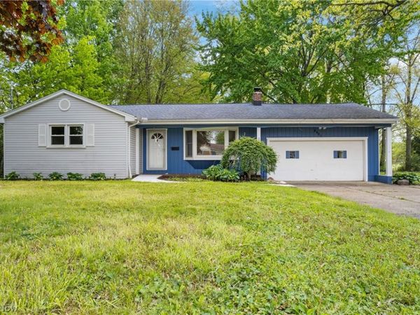 5425 Sheridan Road, Youngstown, OH 44514